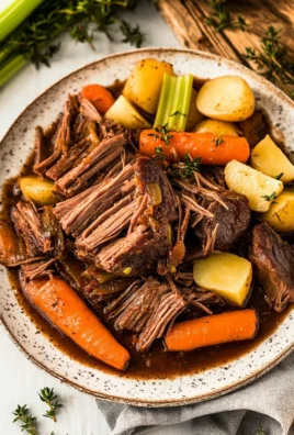 Easy Slow Cooker Pot Roast Recipe With Vegetables