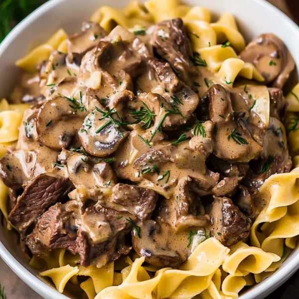 Slow Cooker Beef Stroganoff